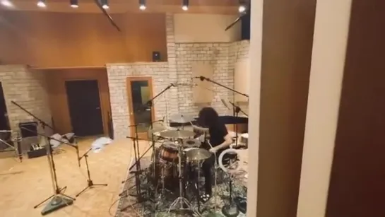 Ilan Rubin Recording Drums for New Angels & Airwaves Album 2020