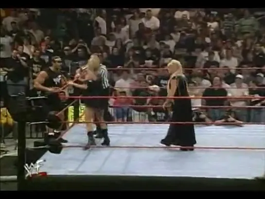 [Wrestling Museum] WWF Unforgiven: In Your House 1998 - Luna Vachon vs Sable (Evening Gown Match)