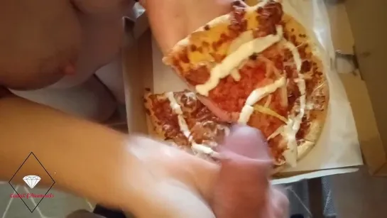 Milf eats cum on pizza