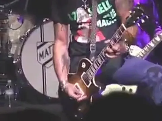 Chester Bennington (Linkin Park), Slash, Duff McKagan ... Playing Paradise City