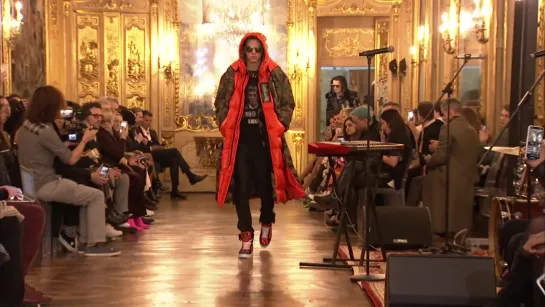 PHILIPP PLEIN THE WORLD ISY OURS  Mens FallWinter 20192020 Fashion Show