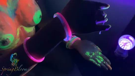 Neon - Teen GF Makes him Cum and Uses Sperm from Condom Under the UV Light