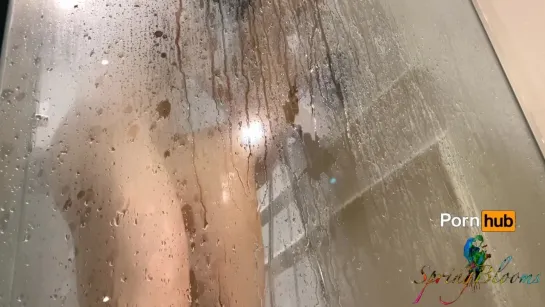 Beautiful Teen Gets a Creampie Before College - Morning Shower