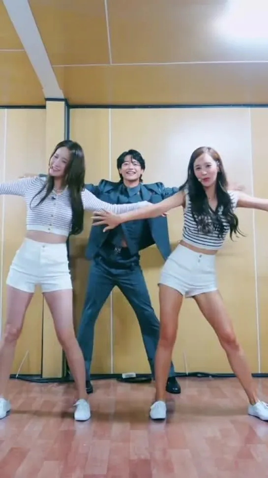 Yuri, Yoona, Minho - Forever 1 Challenge