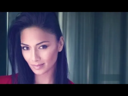 Nicole  Scherzinger   Allure 2012-Making Of