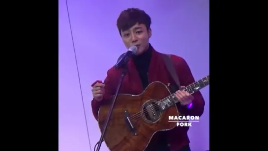 18.01.17 Roy Kim Guess New Year Party