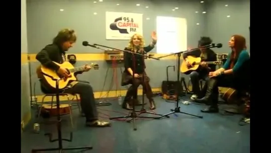 Taylor Swift - Love Story (Live Acoustic Session at Capital Radio 2008)