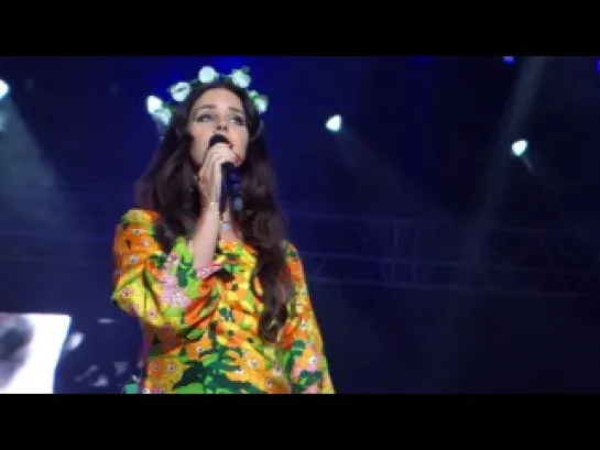 Lana Del Rey – Blue Jeans (Live @ «Kucukciftlik Park»)