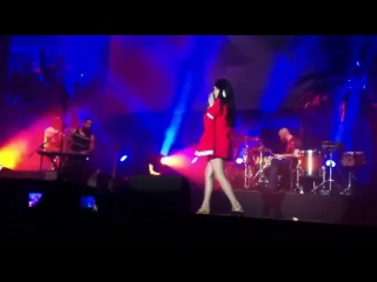 Lana Del Rey – Summertime Sadness (Live @ «Festival Jardins de Pedralbes»)