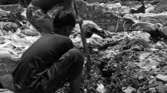 Storm Children, Book One / Mga anak ng unos [Lav Diaz, 2014]