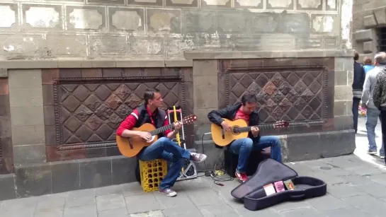 Barcelona street Flamenco Guitar music  /Фламенко на гитаре. Уличные музыканты Барселоны/