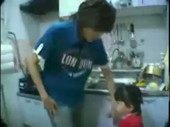 Ryeowook with kids (VERY adorable).mp4