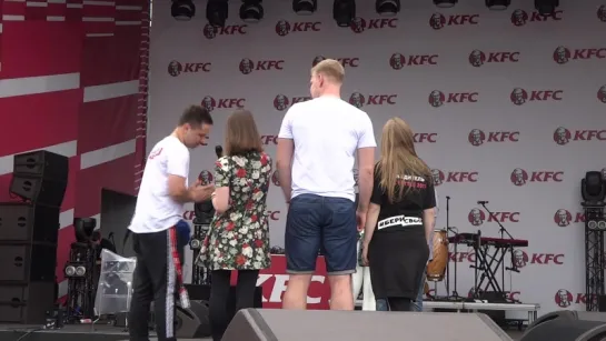 Снимают(3раз)(#KFCBattleFEST,#ПаркСокольники,#БериСвое,22.7.18)