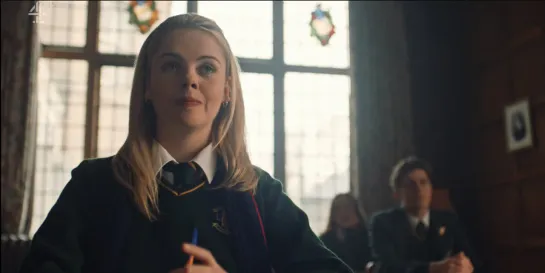 Derry Girls : Season 2, Episode 2 “Ms De Brún and the Child of Prague” (Channel 4 2018 UK) (ENG)