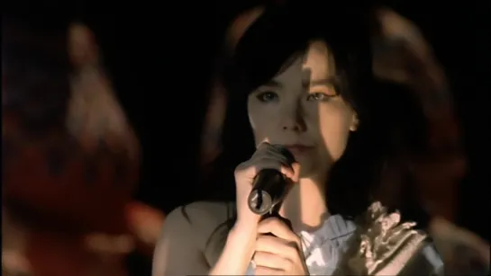 Björk - All Is Full Of Love - live at Royal Opera House, 2001 (HD) - Bjork