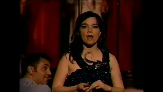 Björk - Unravel live at Riverside Church (2001) - Bjork