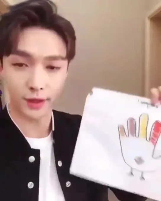 181122 exo lay instagram