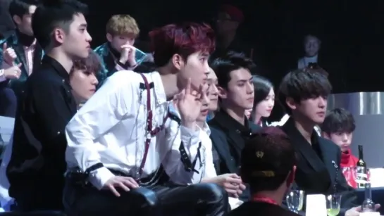 161202 [MAMA 2016] EXO reaction to win Album Of The Year