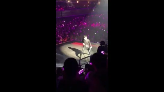 [FANCAM] 160910 Artificial Love Lay focus