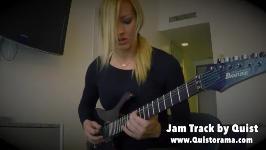 Nita Strauss solo