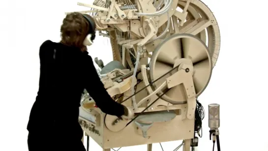 Wintergatan - Marble Machine (music instrument using 2000 marbles)