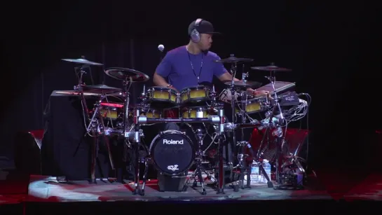 Montreal Drum Fest 2012 - Tony Royster Jr. - FULL PERFORMANCE