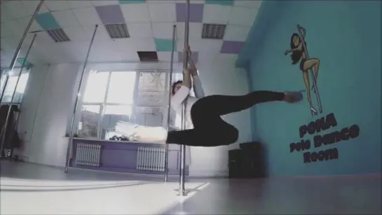 Alena Pona Exotic Pole Dance