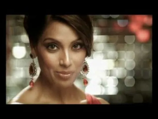 Ad with Bipasha and Saif Ali Khan / Реклама с Бипашой и Саифом