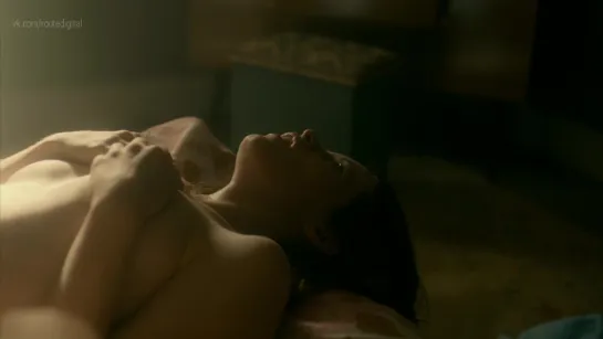 Claire Foy Nude - White Heat s01e01 (2012) HD 1080p / Клер Фой - Белая жара