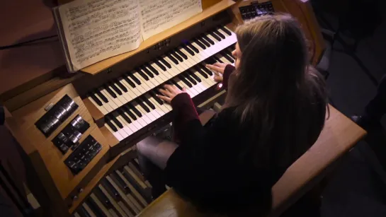 542 J. S. Bach - Fantasia and Fugue in G minor, BWV 542  - Ann-Helena Schlüter, organ