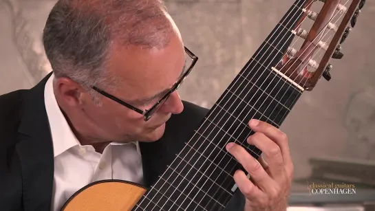 998 (2) J. S. Bach - Fugue and Allegro, E♭ major BWV 998 - Carsten Groendahl, guitar