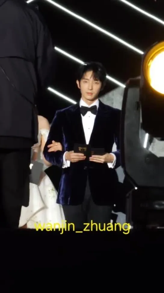 Lee Joon Gi 33rd SMA by wanjin_zhuang