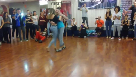 Chavy - Semba workshop in Valencia Baila con Zayra-, Jeanette- y Elia-