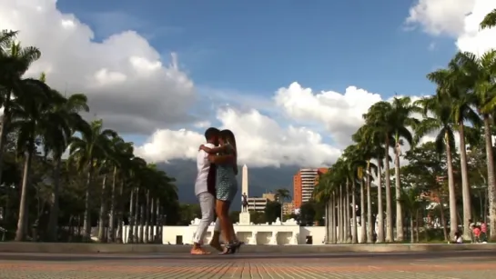 Kristofer Mencák & Kissie Perez (Kizomba Fusion in Caracas, Venezuela)