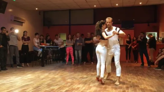 Improvised Kizomba Fusion - Kristofer & Yesica - Buenos Aires, Argentina