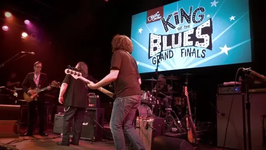 Warren Haynes ­with Joe Bonamassa -- Guitar Center's King of the Blues 2011