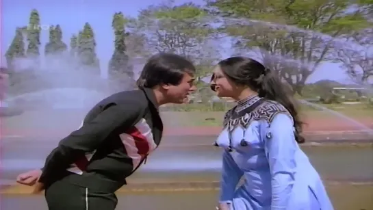 Sunle Zameen Aasman Song - Hum Dono - Hema Malini songs