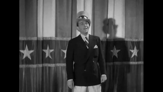 Bing Crosby  (Holiday Inn  Праздничная гостиница  1942)