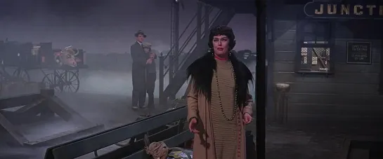 Everything's Coming Up Roses  Rosalind Russell (Lisa Kirk)  (Gypsy  1962)