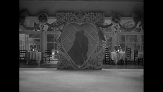 Be Careful, It's My Heart  Bing Crosby  Fred Astaire  Marjorie Reynolds  (Holiday Inn  Праздничная гостиница  1942)