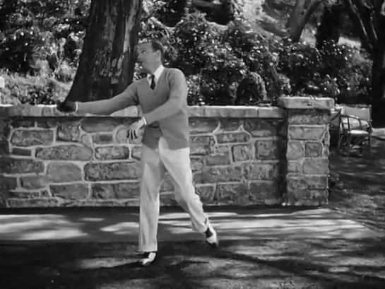 Fred Astaire  (Carefree  1938)