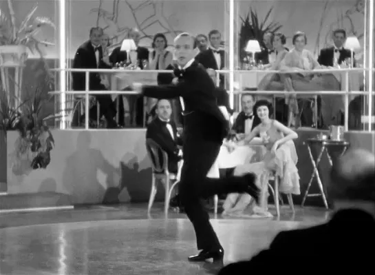 Don't Let It Bother You  Fred Astaire  (The Gay Divorcee  1934)