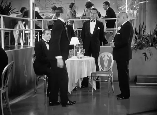 Don't Let It Bother You  Fred Astaire  (The Gay Divorcee  1934)