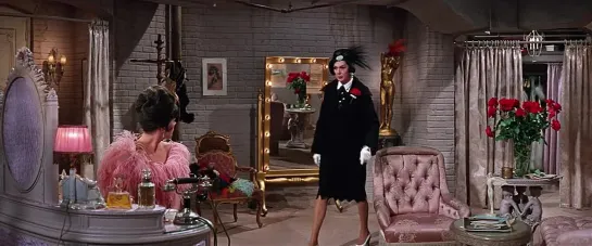 Natalie Wood  Rosalind Russell  (Gypsy  1962)