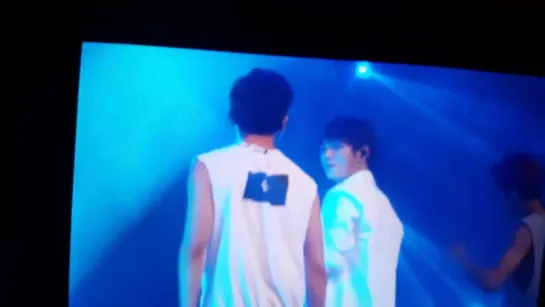 FANCAM | 160113 | Hoya & L @ Infinite Effect in Mexico