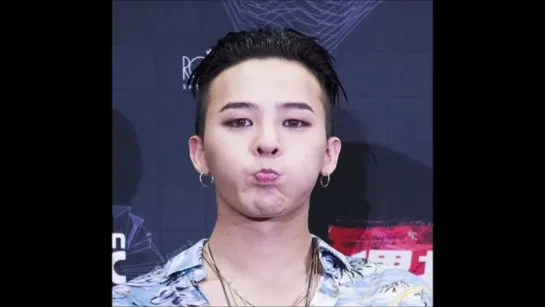 Moody G-Dragon - When you're blue and got nothing to do...