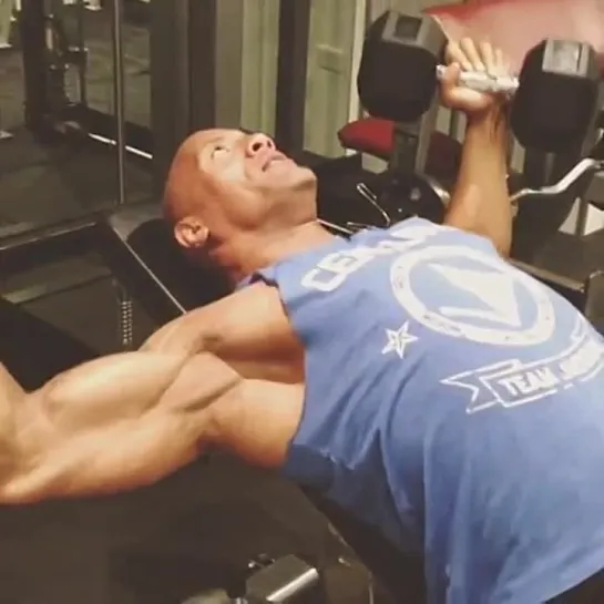 Dwayne Johnson trainin' 25.06.2013