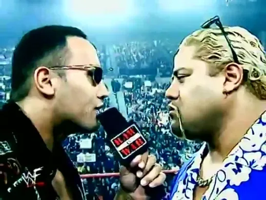 The Rock vs Rikishi - Survivor Series 2000