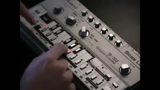 TB-303 Documentary - Bassline Baseline