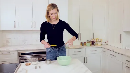 The EASIEST VEGAN GLUTEN FREE GIRL SCOUT COOKIE RECIPE _ Karlie Kloss